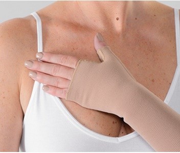 GUANTO COMPRESSIVO IN COTONE POLIESTENSIVO